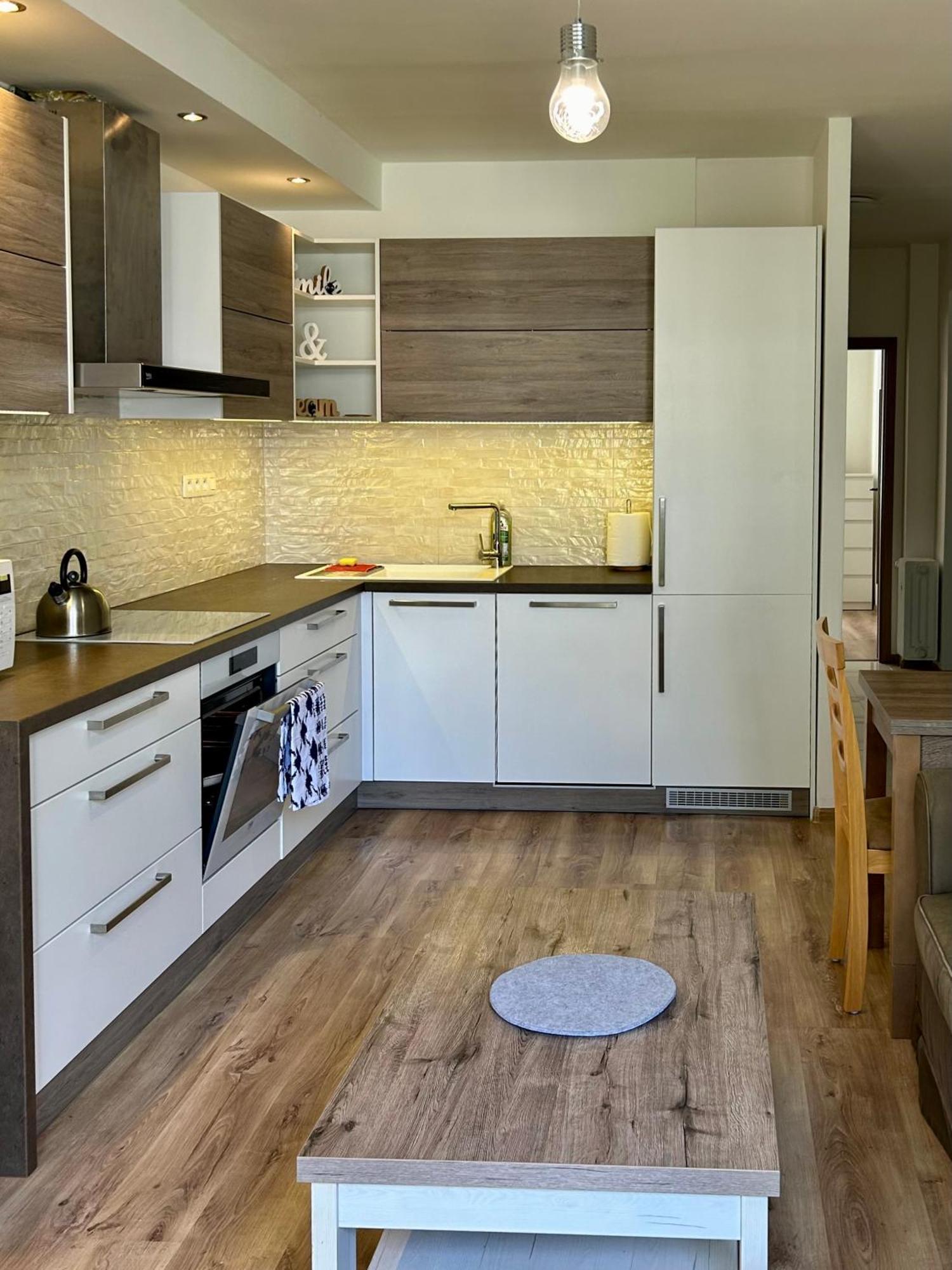 Apartman Lucky, Bojnice プリエヴィドザ エクステリア 写真